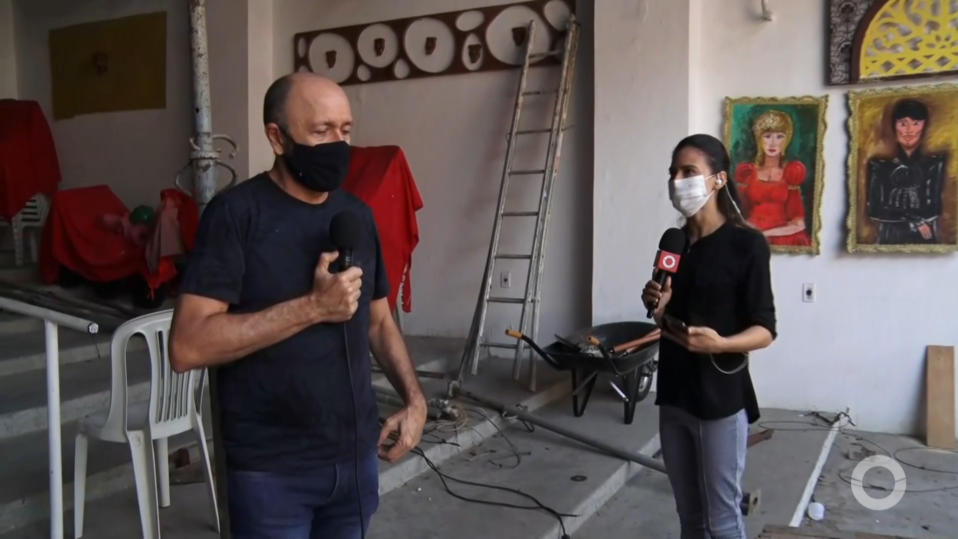 Telhado do Teatro da praia desaba