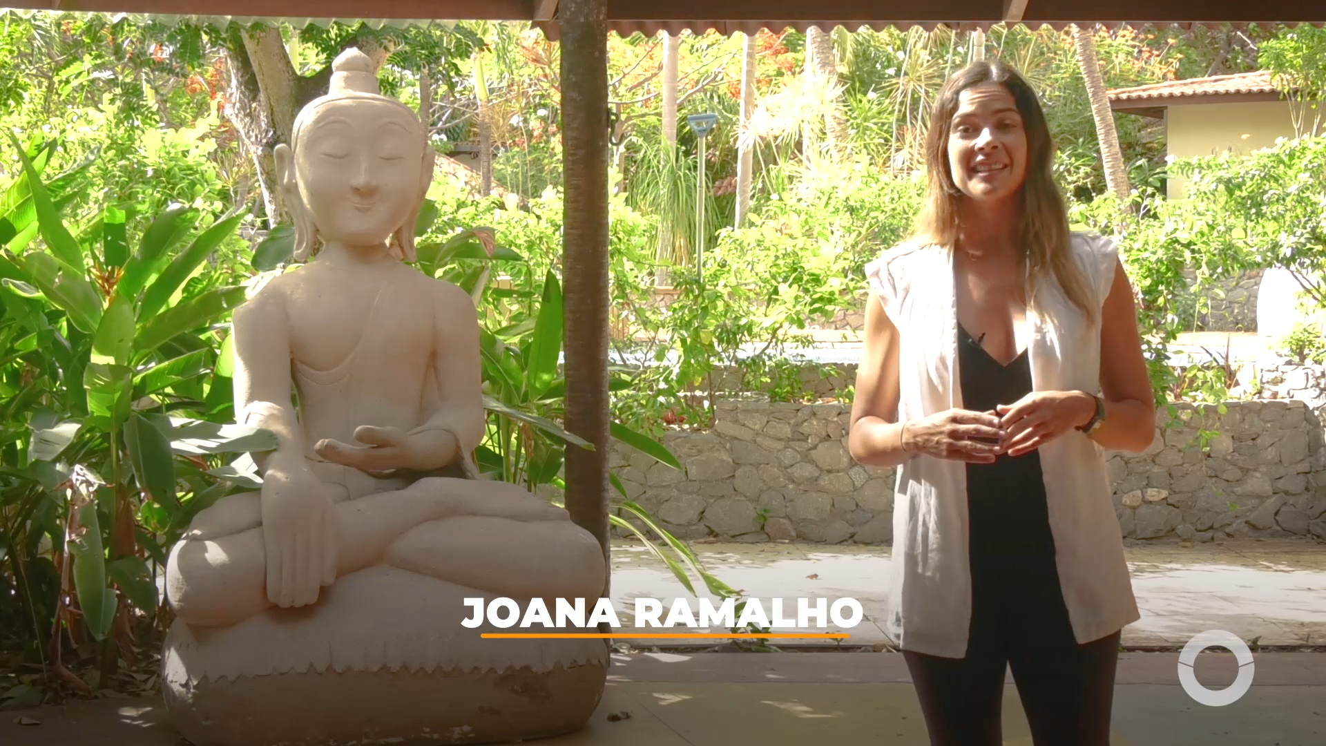 Costume Saudável – Joana Ramalho experimenta meditação no Osheanic em Aquiraz