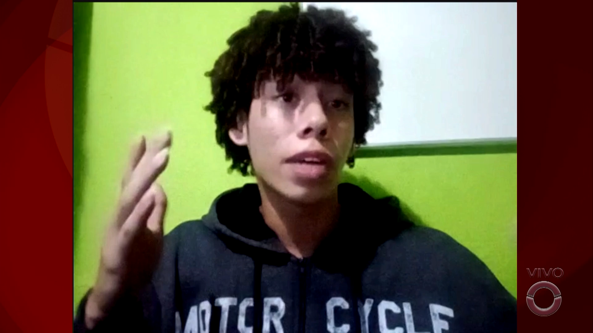 Cearenses garantem vaga em final de batalha de rimasFinal do Red Bull FrancaMente