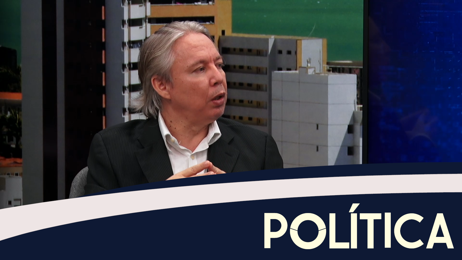 Política entrevista consultor político, Luiz Cláudio
